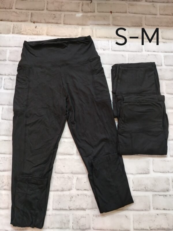PANTALÓN NEGRO